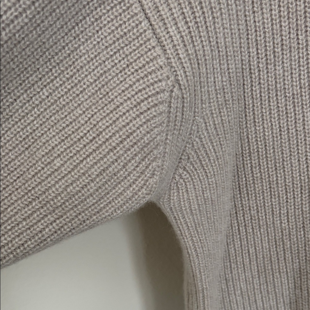 Mongolian cashmere quarter zip sweater - Picture 5 of 8